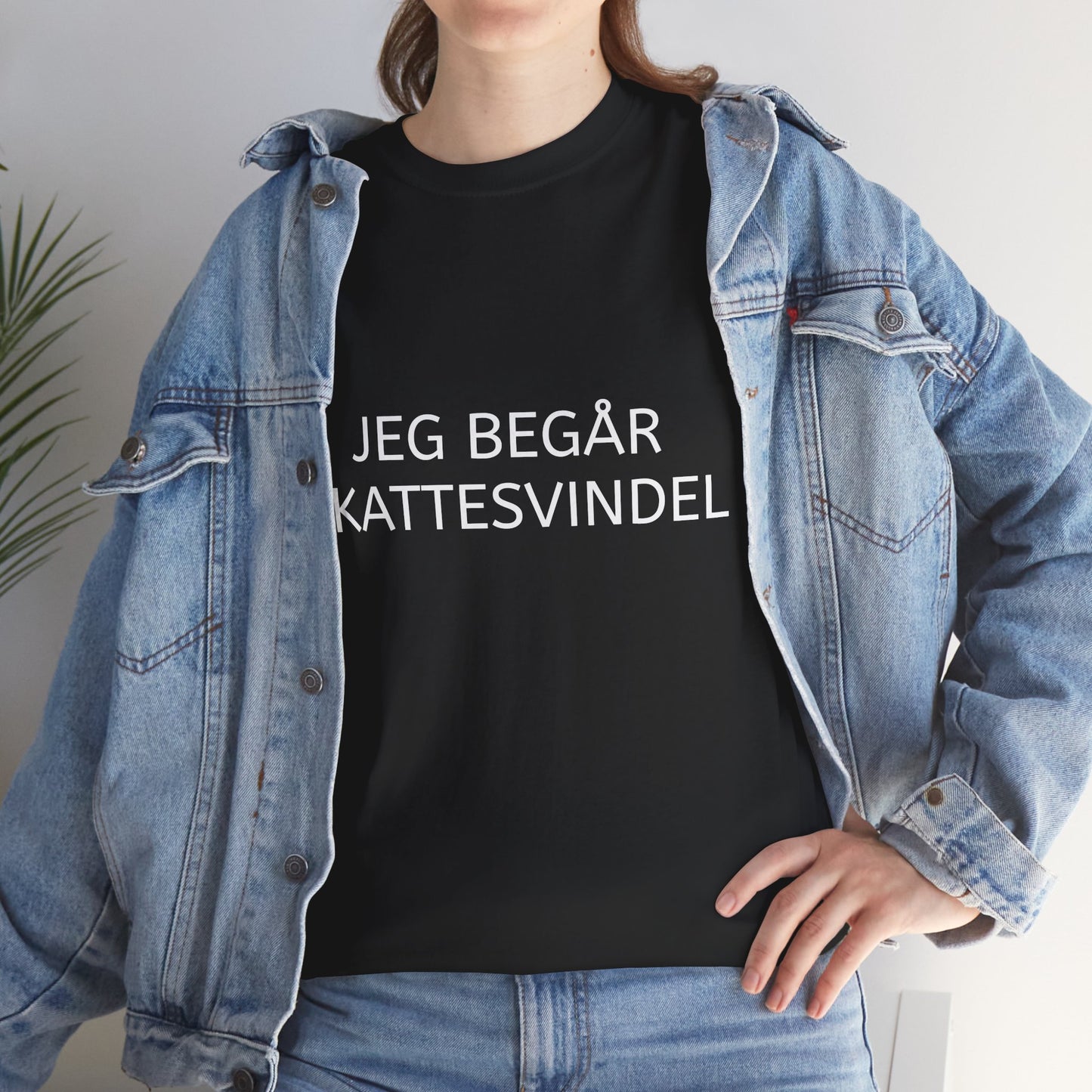 T-Shirt - "Jeg begår skattesvindel"