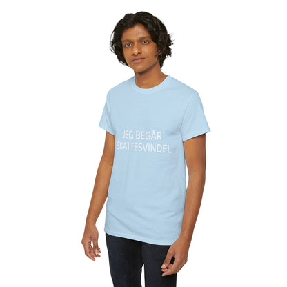 T-Shirt - "Jeg begår skattesvindel"